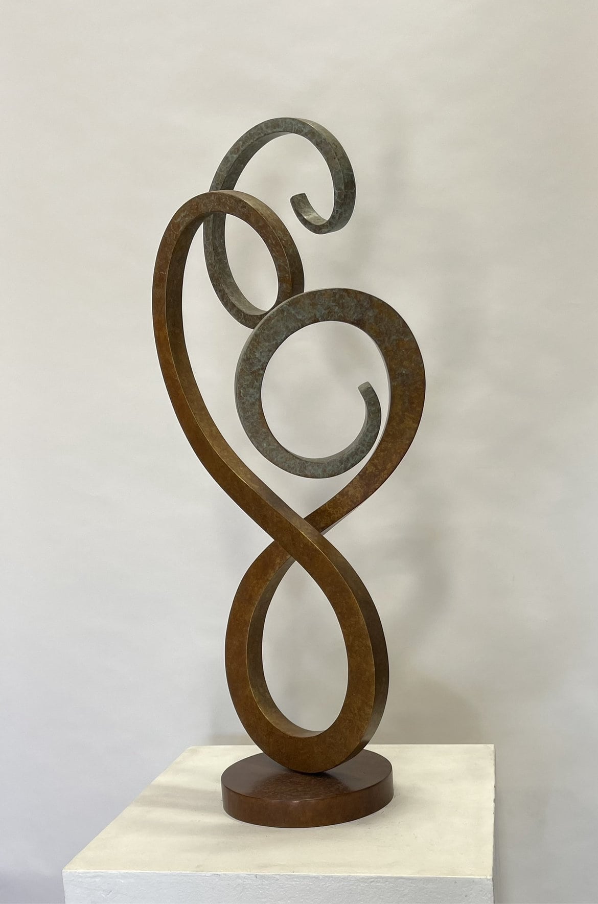 verticle bronze swirl